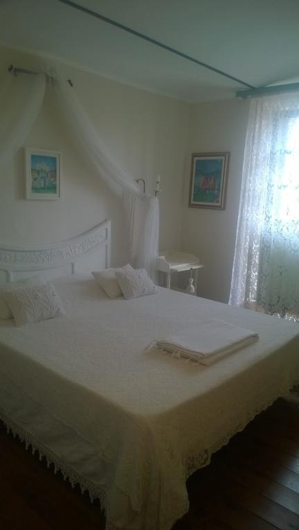 Dimora San Sebastiano Bed and Breakfast Neive Værelse billede