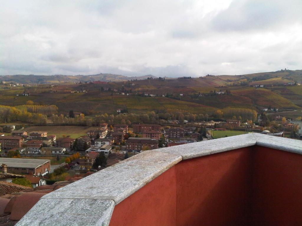 Dimora San Sebastiano Bed and Breakfast Neive Eksteriør billede